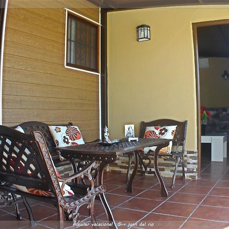 Bungalow Curro Pareja 97 โกนิล เด ลาฟรอนเตรา ภายนอก รูปภาพ