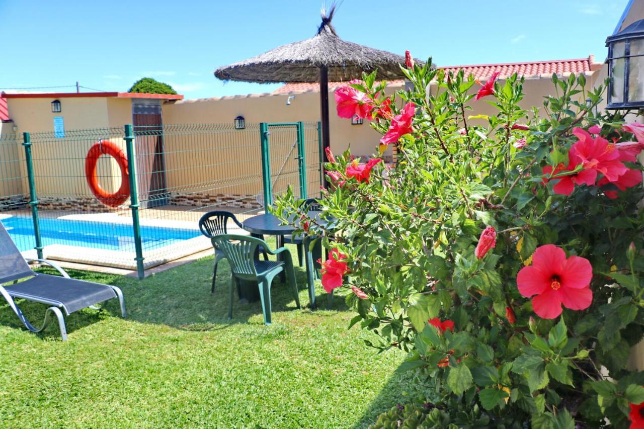 Bungalow Curro Pareja 97 โกนิล เด ลาฟรอนเตรา ภายนอก รูปภาพ
