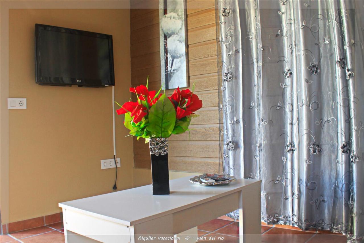 Bungalow Curro Pareja 97 โกนิล เด ลาฟรอนเตรา ภายนอก รูปภาพ