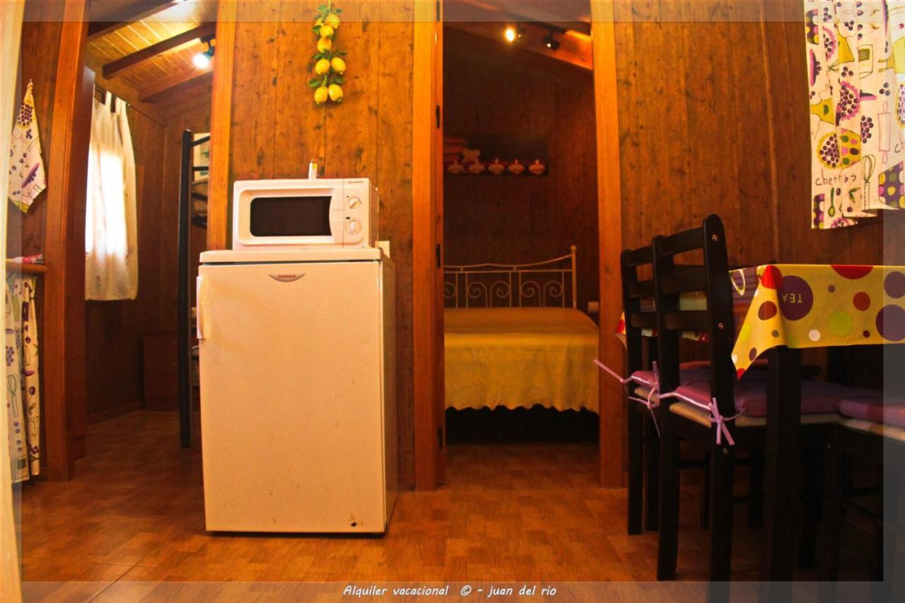 Bungalow Curro Pareja 97 โกนิล เด ลาฟรอนเตรา ภายนอก รูปภาพ
