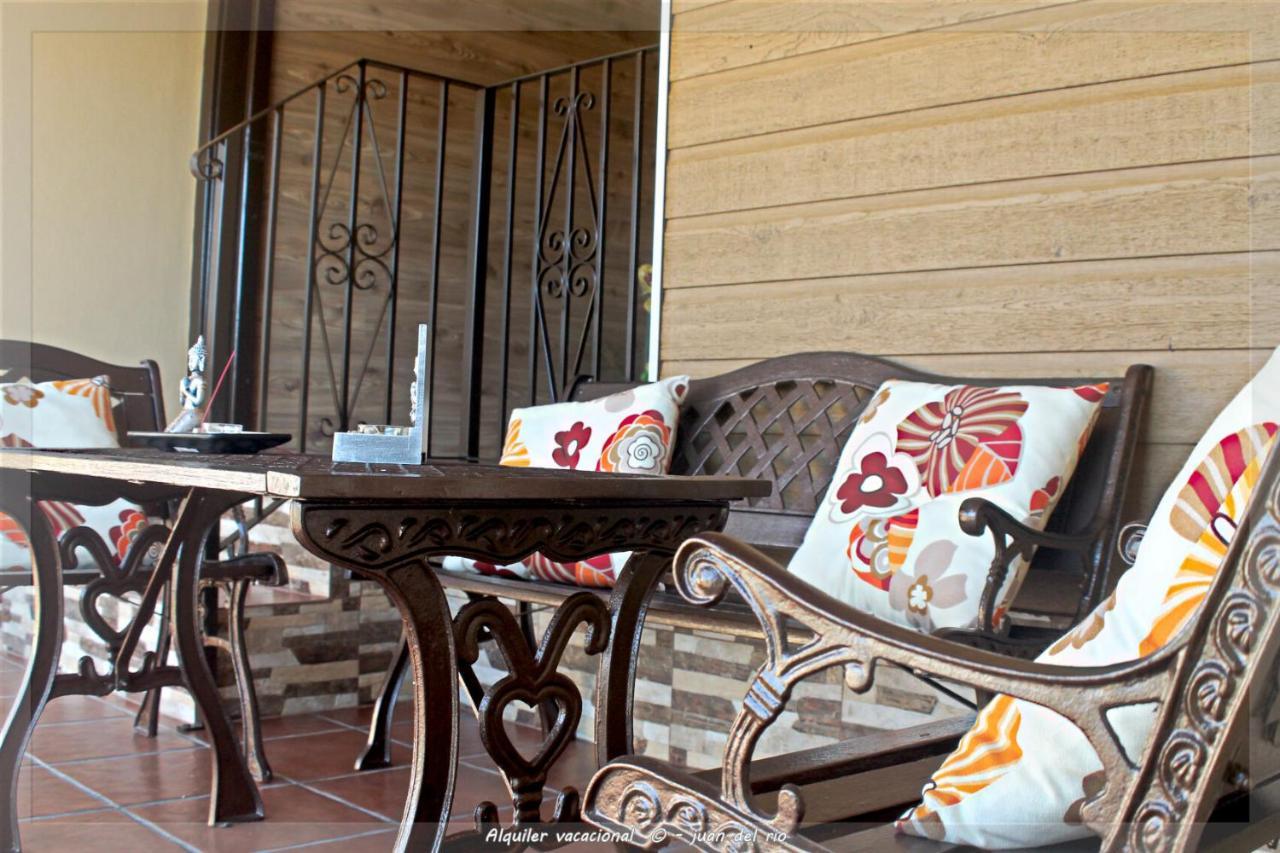 Bungalow Curro Pareja 97 โกนิล เด ลาฟรอนเตรา ภายนอก รูปภาพ