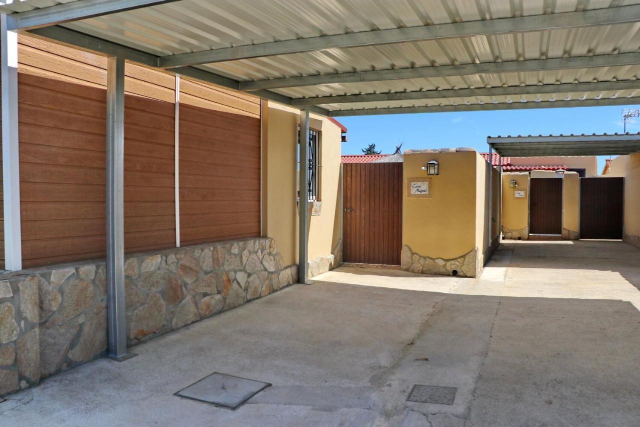 Bungalow Curro Pareja 97 โกนิล เด ลาฟรอนเตรา ภายนอก รูปภาพ